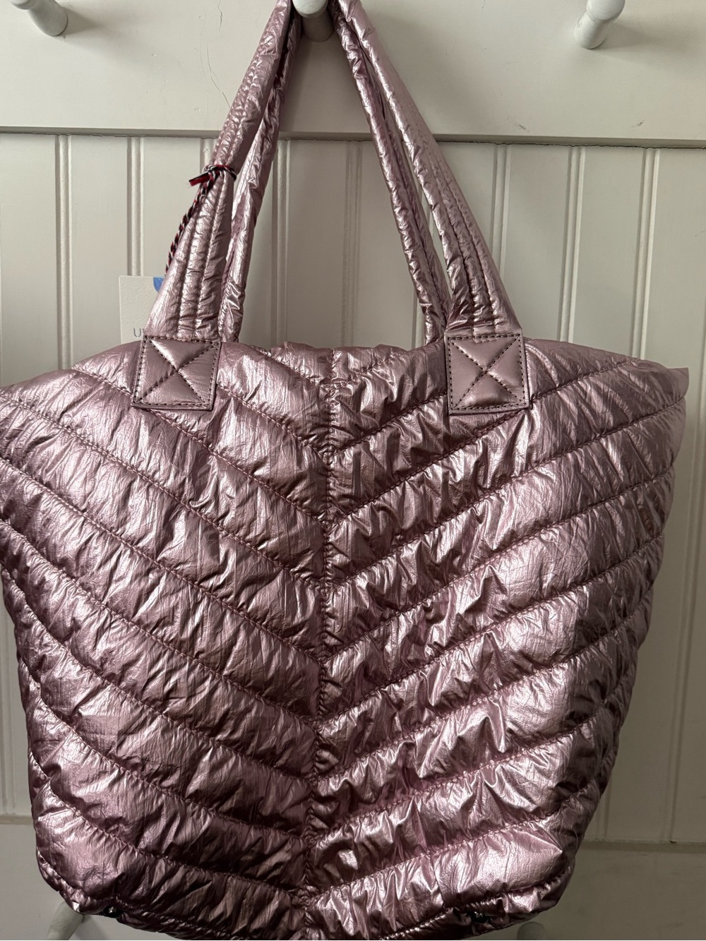 Urban expression metallic pink kickoff (NWT)